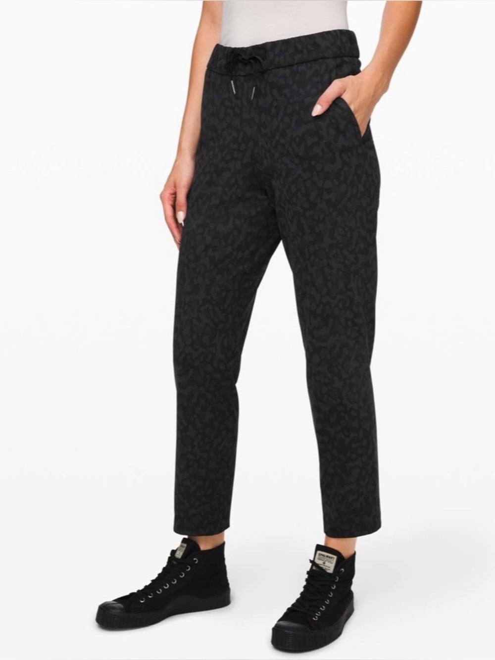 lululemon On the Fly Pant Woven in the Black Lab Jacquard